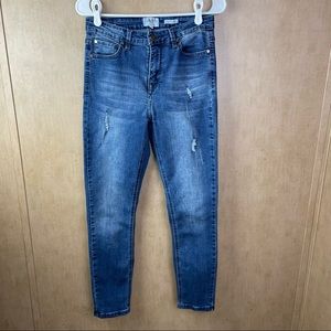 JANE Medium Rise Skinny Jean Size 8